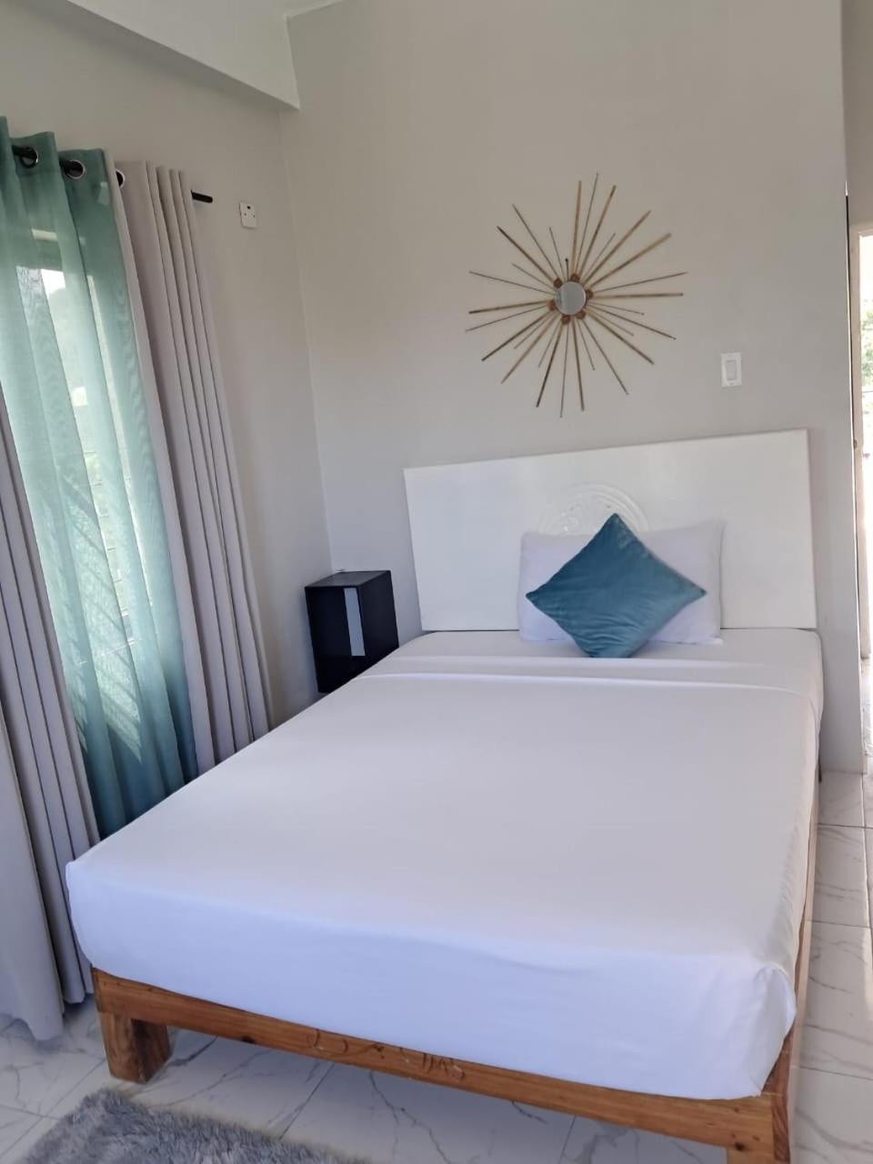 Misbhaven Resort And Spa 포트안토니오 외부 사진